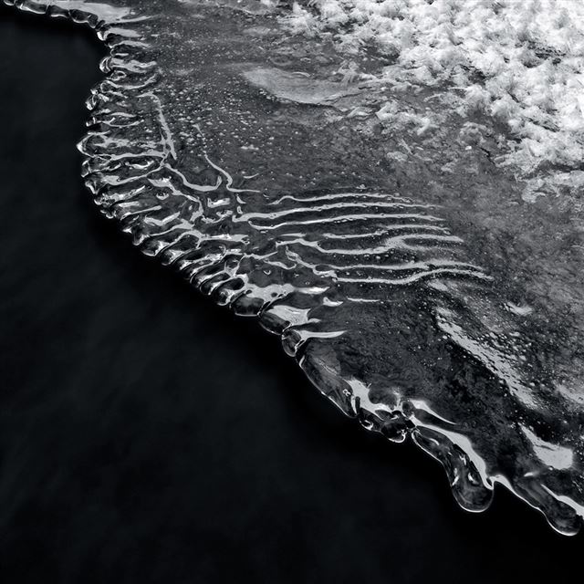 1024x1024 Dark Ice - ice iPad Wallpaper