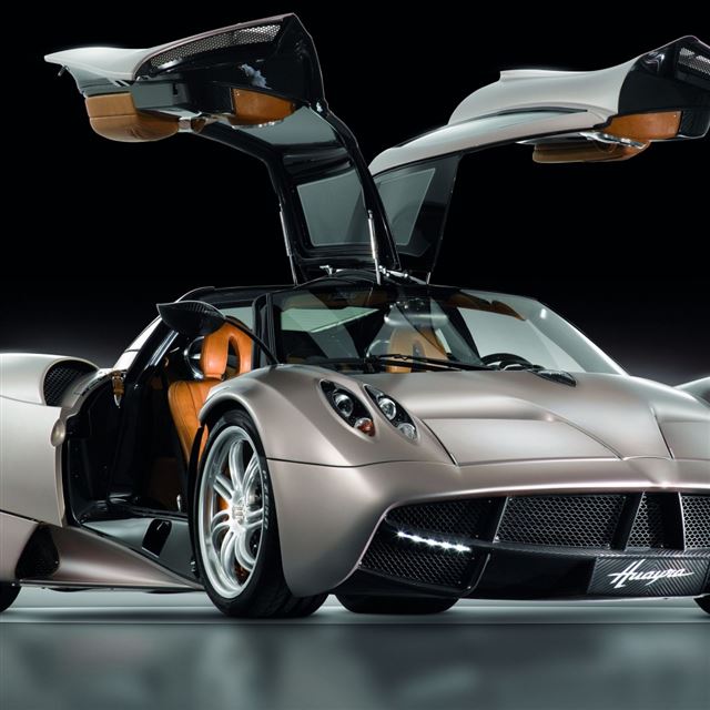 1024x1024 Pagani Huayra Gunmetal Front Side View - machine iPad Wallpaper