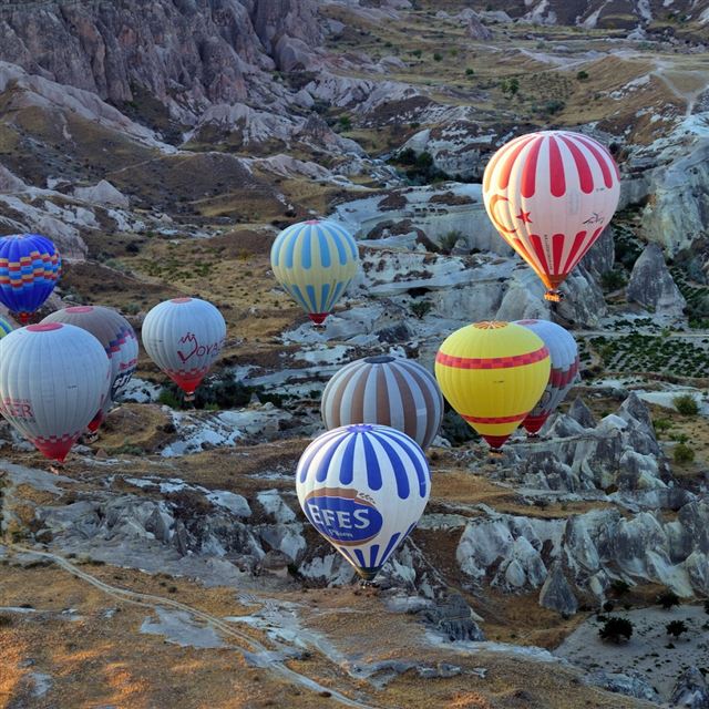 1024x1024 Balloon Aircraft Sport - landscape iPad Wallpaper