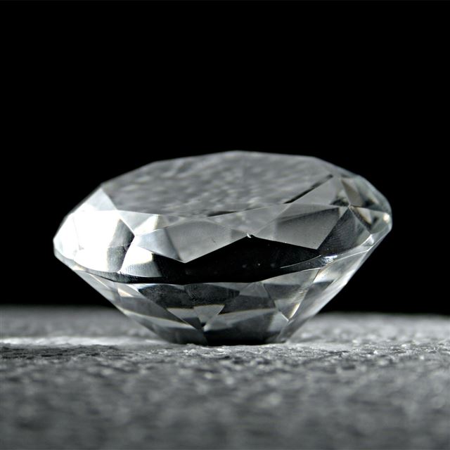 1024x1024 Large Diamond - diamonds iPad Wallpaper