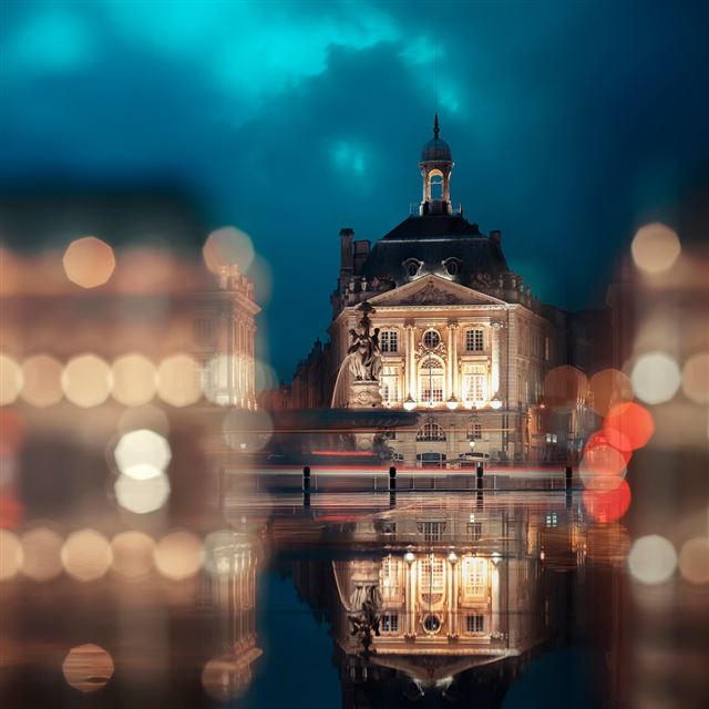 1024x1024 Bokeh Night Palace In Paris Bordeaux - bokeh iPad Wallpaper