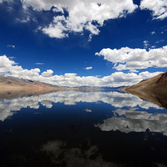 1024x1024 Clear Skyscape Mirror Lake - skyscape iPad Wallpaper