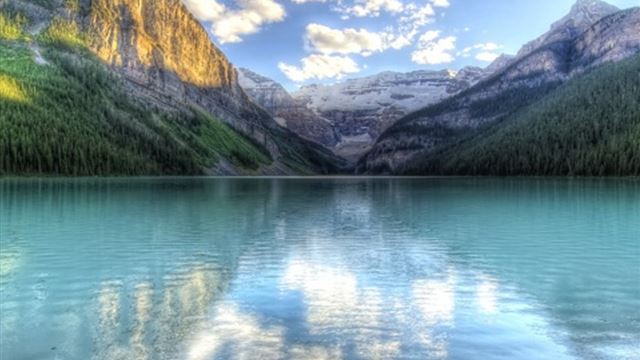 1024x1024 Blue Mountain Lake - mountains iPad Wallpaper