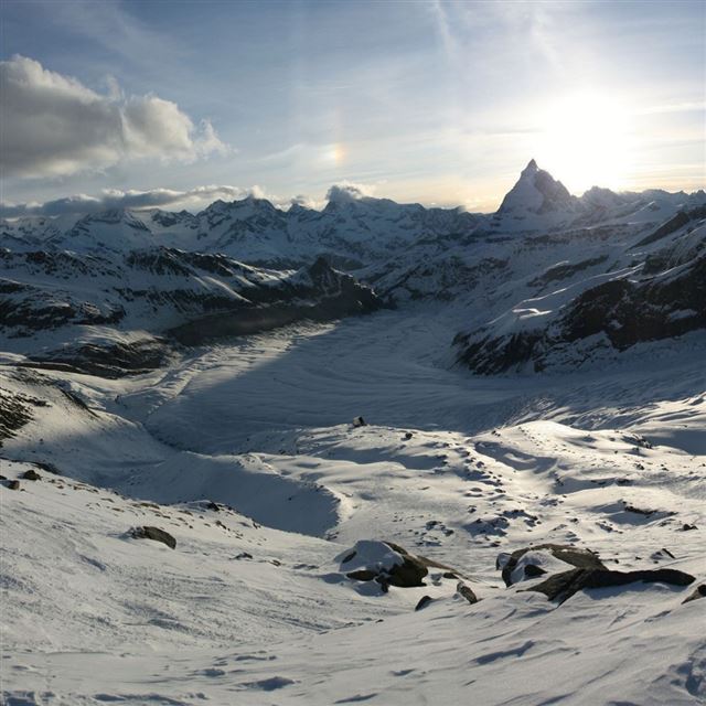 1024x1024 Sunshine Snowy Mountain Landscape - view iPad Wallpaper