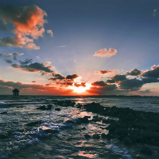 1024x1024 Amazing Sunset Over Sea Landscape - landscape iPad Wallpaper