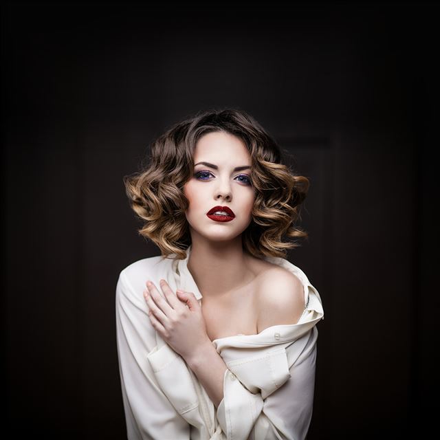 1024x1024 Devushka Model Sexy Girl - model iPad Wallpaper