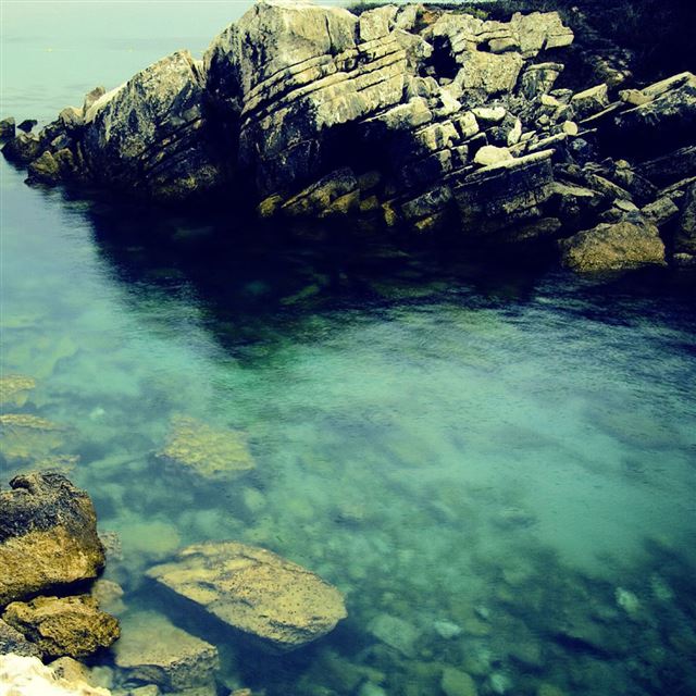 1024x1024 Crystal Clear Water Portugal - clear iPad Wallpaper