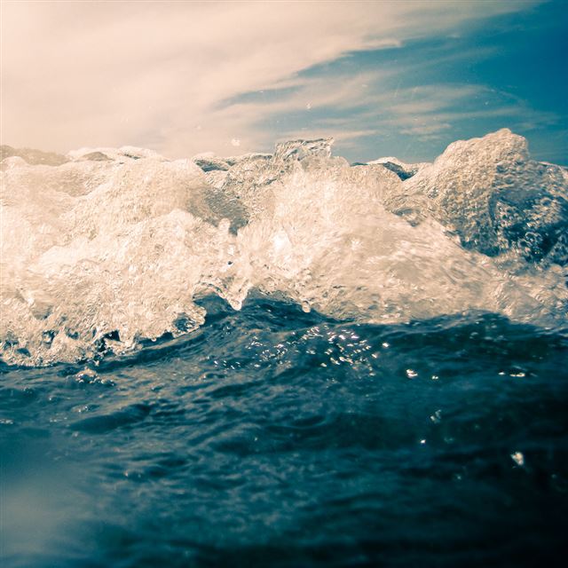 1024x1024 Nature Ocean Surging Wave Bubbles - ocean iPad Wallpaper