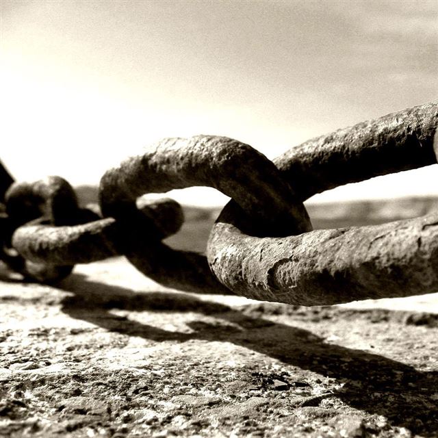 1024x1024 Old Steel Chain Shadow - shadow iPad Wallpaper