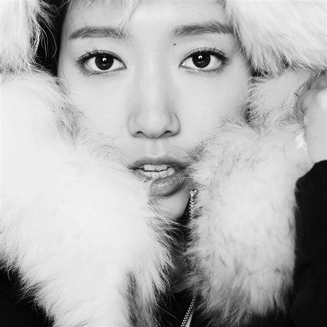 1024x1024 Kpop Park Shin Hye Actress Beauty Cute - close up iPad Wallpaper