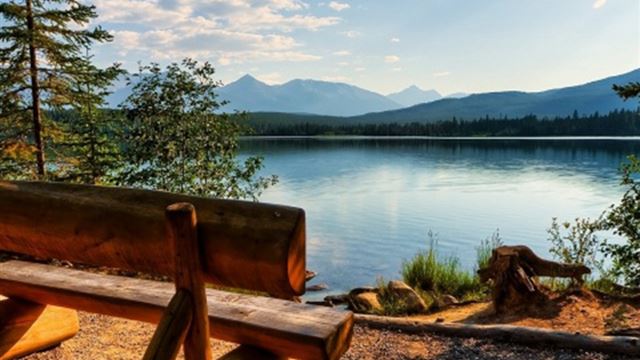 1024x1024 ountain lake viewpoint - view iPad Wallpaper
