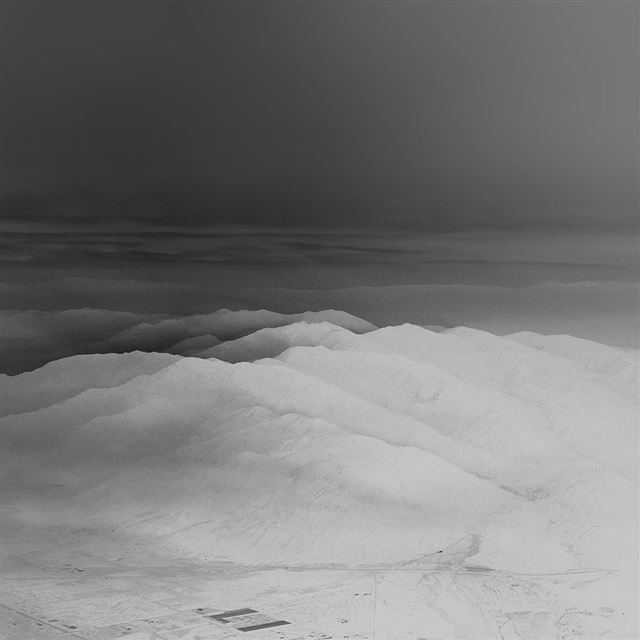 1024x1024 Mountain Fog Nature White Bw Gray Sky View - view iPad Wallpaper