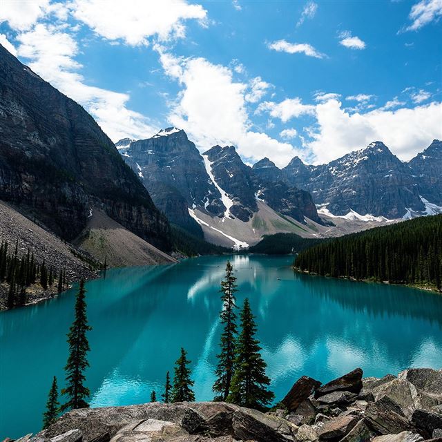 1024x1024 Lake Louise Mountain Lake Fantastic Nature - cyan iPad Wallpaper