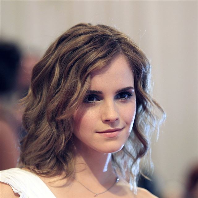 1024x1024 Emma Watson Face Actress Celebrity - photography iPad Wallpaper