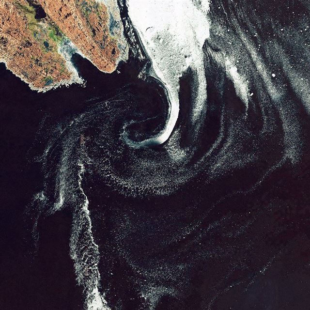 1024x1024 Earthview Sea Ice Cole Space Art Illustration Land - orange iPad Wallpaper