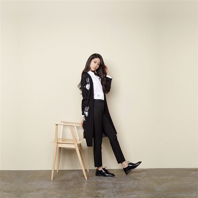 1024x1024 Kpop Girl Seolhyun - girl iPad Wallpaper