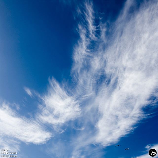 1024x1024 Clouds -  iPad Wallpaper