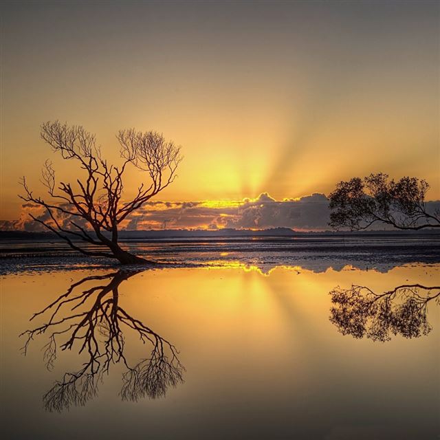 1024x1024 Beautiful sunset - black iPad Wallpaper