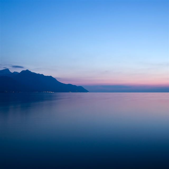 1024x1024 Montreux - purple iPad Wallpaper
