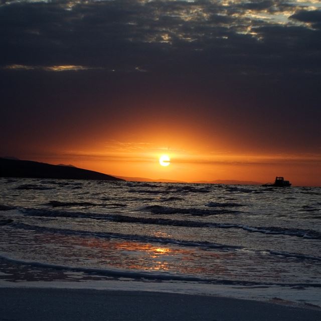 1024x1024 sunrise - orange iPad Wallpaper
