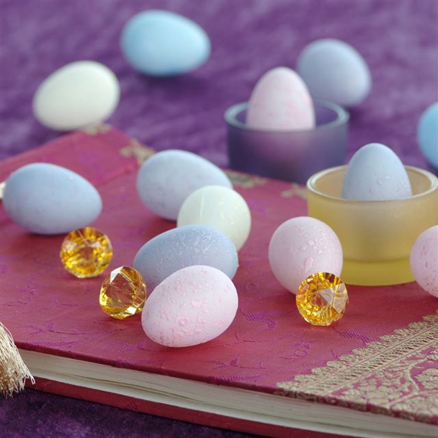 1024x1024 Eggs And Crystals - eggs iPad Wallpaper
