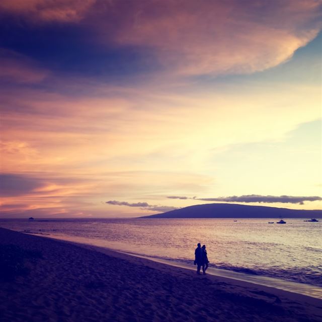 1024x1024 Beach Promenade - sky iPad Wallpaper