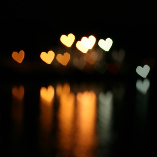 1024x1024 Heart Bokeh - bokeh iPad Wallpaper