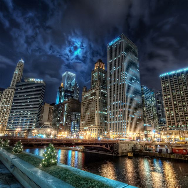 1024x1024 Chicago - city iPad Wallpaper