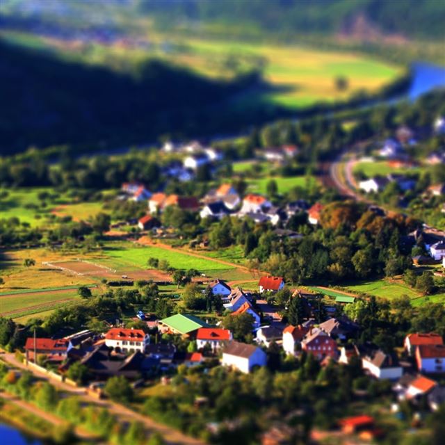 1024x1024 Village Tilt Shift - yellow iPad Wallpaper