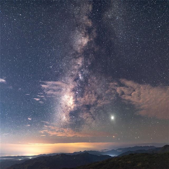 1024x1024 stars in sky 8k - 5k iPad Wallpaper