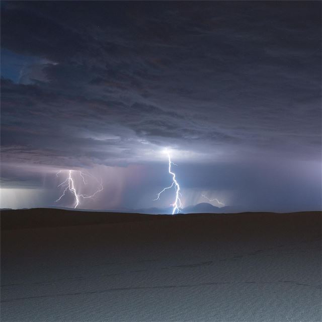 1024x1024 lightning over white sands national monument - lightning iPad Wallpaper