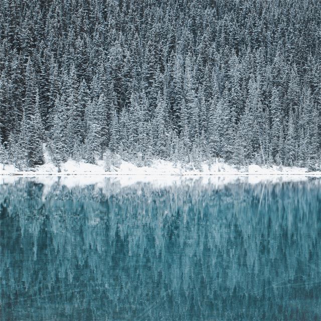 1024x1024 lake louise canada 5k - canada iPad Wallpaper