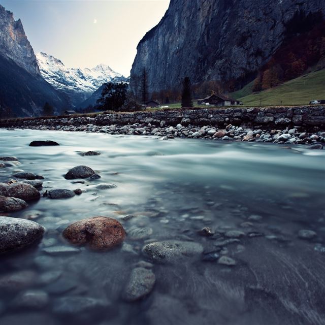 1024x1024 Lauterbrunnen Switzerland - grass iPad Wallpaper