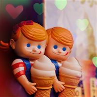 Vanilla ice cream wallpaper