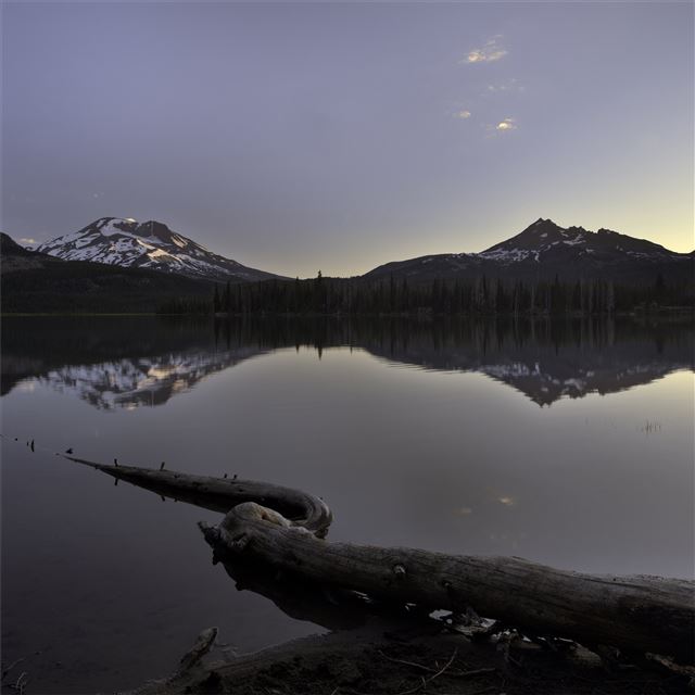1024x1024 sparks lake sunrise 4k - reflection iPad Wallpaper