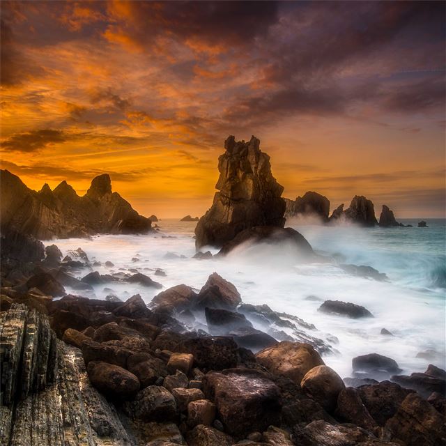 1024x1024 liencres spain 5k - 4k iPad Wallpaper