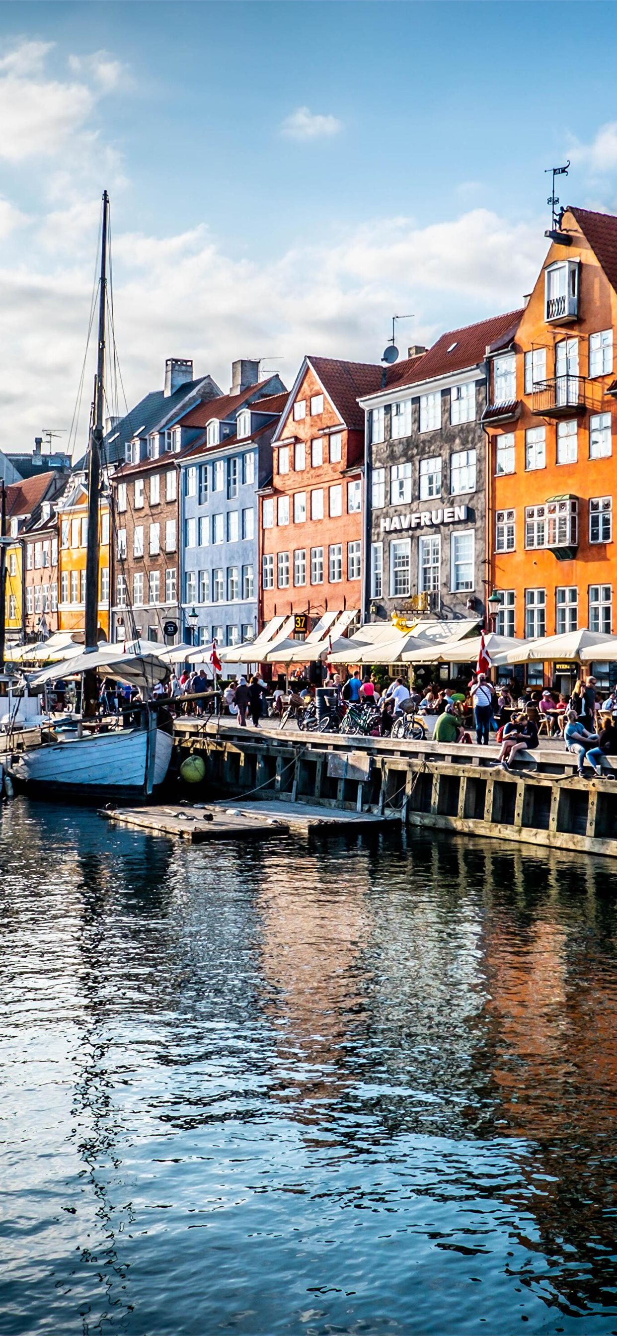 Summer in Copenhagen iPhone Wallpapers Free Download