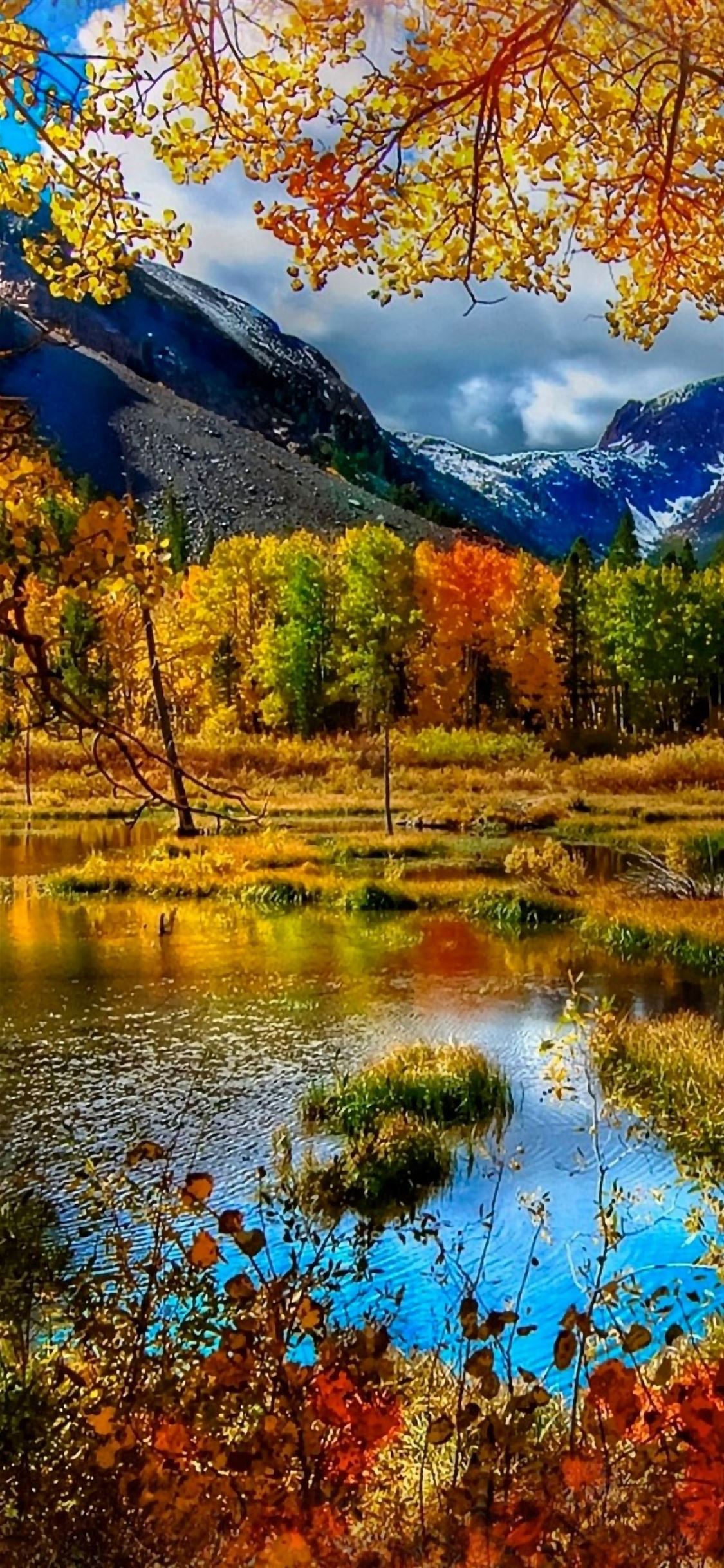 Mountain Autumn iPhone wallpaper 