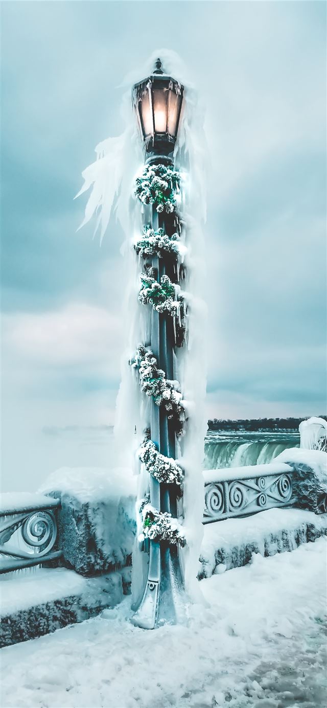 1125x2436 black outdoor lamp post - winter iPhone 11 Wallpaper