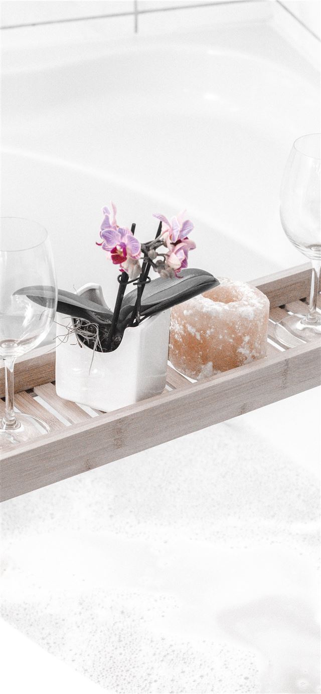 1125x2436 two wine glasses on tray - germany iPhone 11 Wallpaper