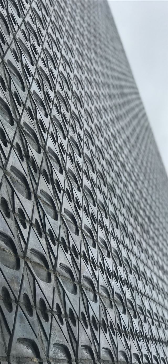 1125x2436 A friend and I were outside the building where we ... - design iPhone 11 Wallpaper
