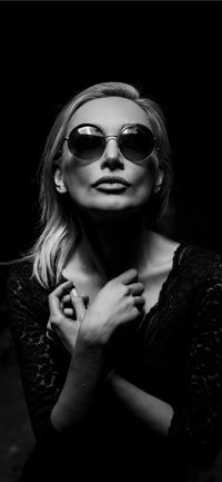 grayscale photo of woman wallpaper