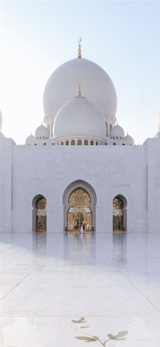 1125x2436 white mosque under gray sky during daytime - bright iPhone 11 Wallpaper