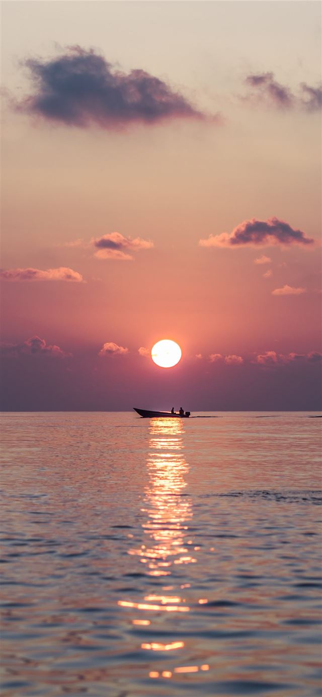 1125x2436 time lapse photography of water under sunset - sunset iPhone 11 Wallpaper