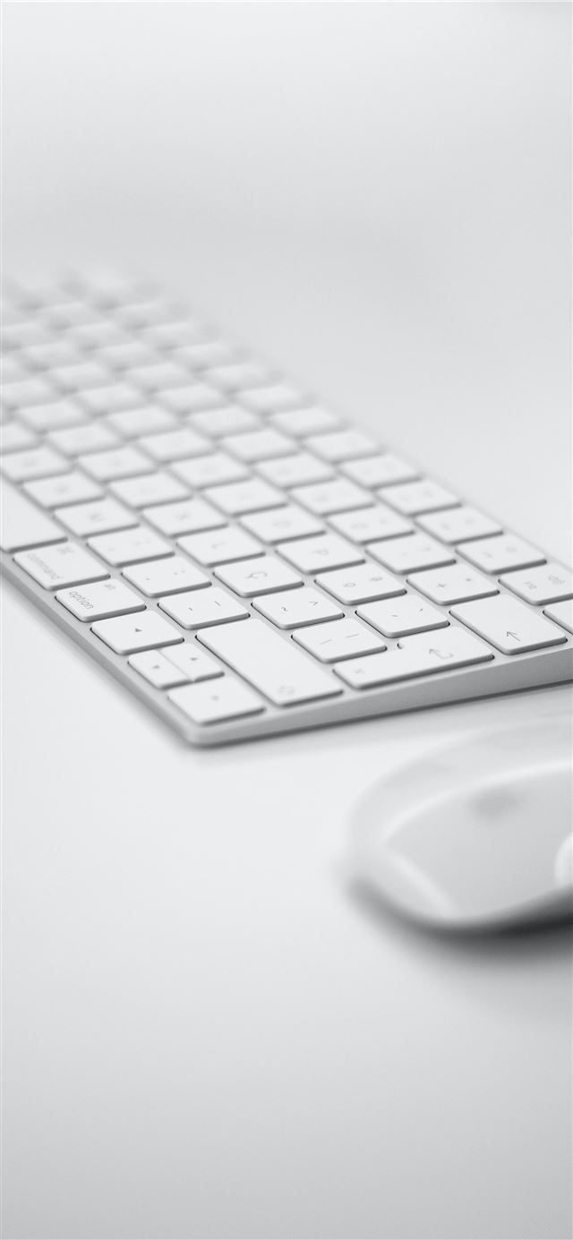 1125x2436 Apple magic mouse and magic keyboard - portugal iPhone 11 Wallpaper