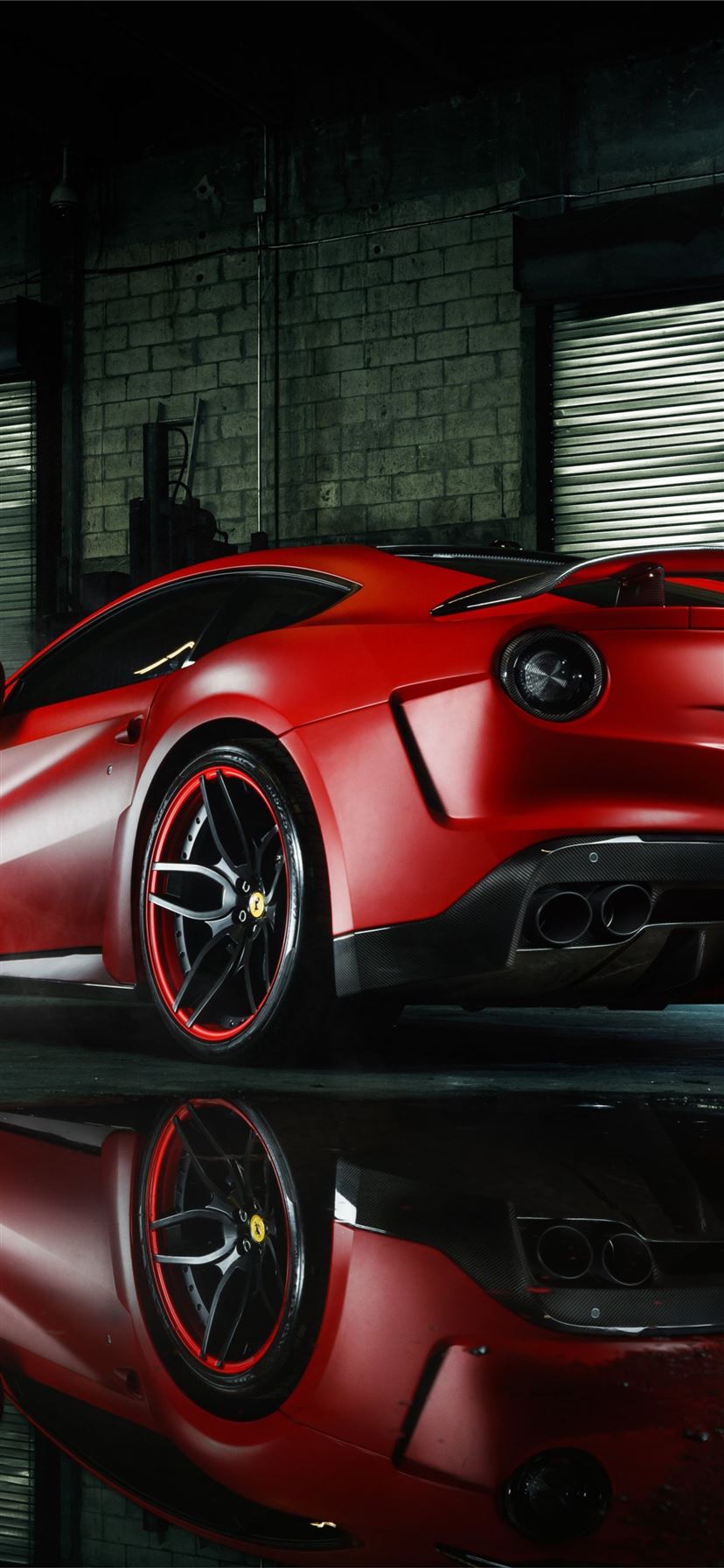 Muốn tìm một hình nền độc đáo và đẹp mắt cho chiếc iPhone của mình? Hãy thử với bộ sưu tập hình nền chiếc siêu xe Ferrari 458 để tạo điểm nhấn cho màn hình của bạn.