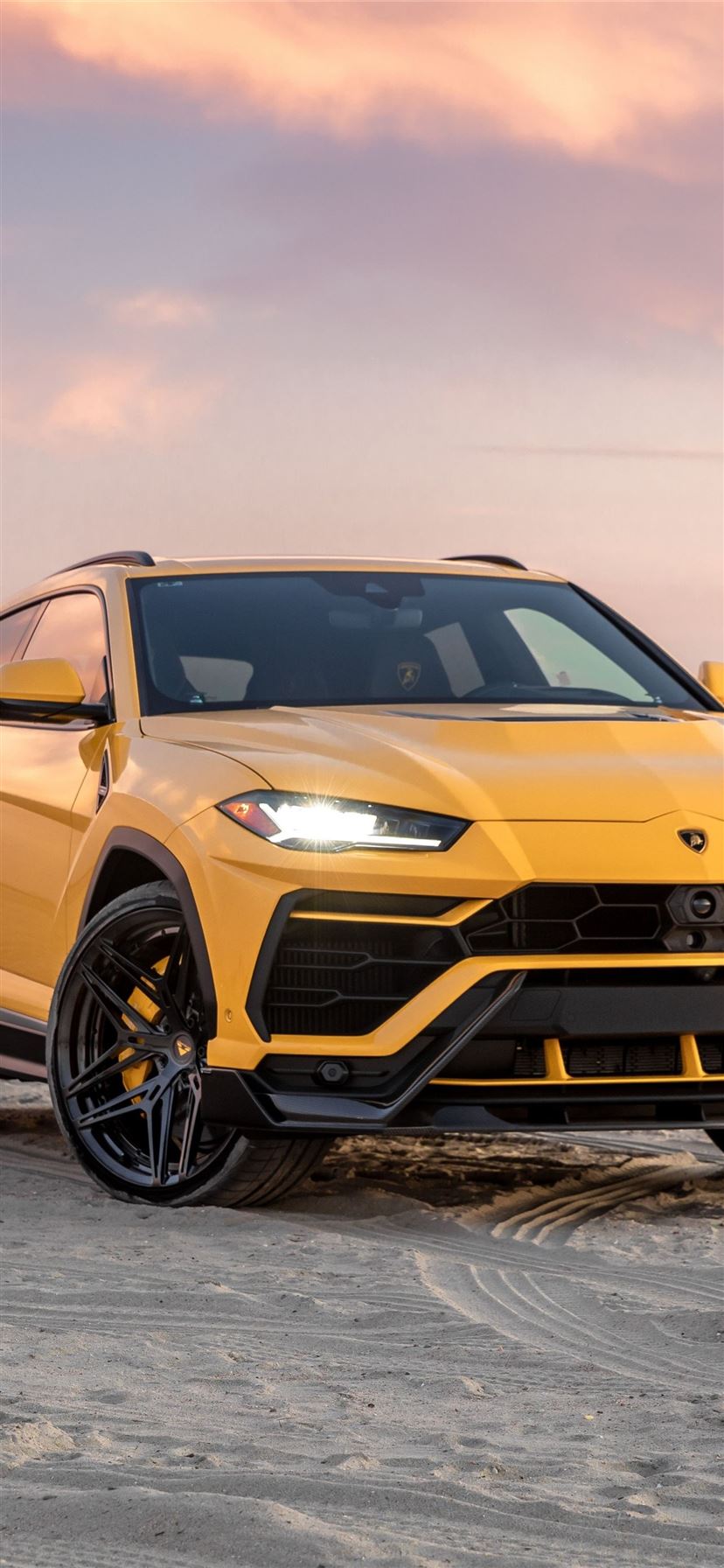 lamborghini urus iPhone Wallpapers Free Download