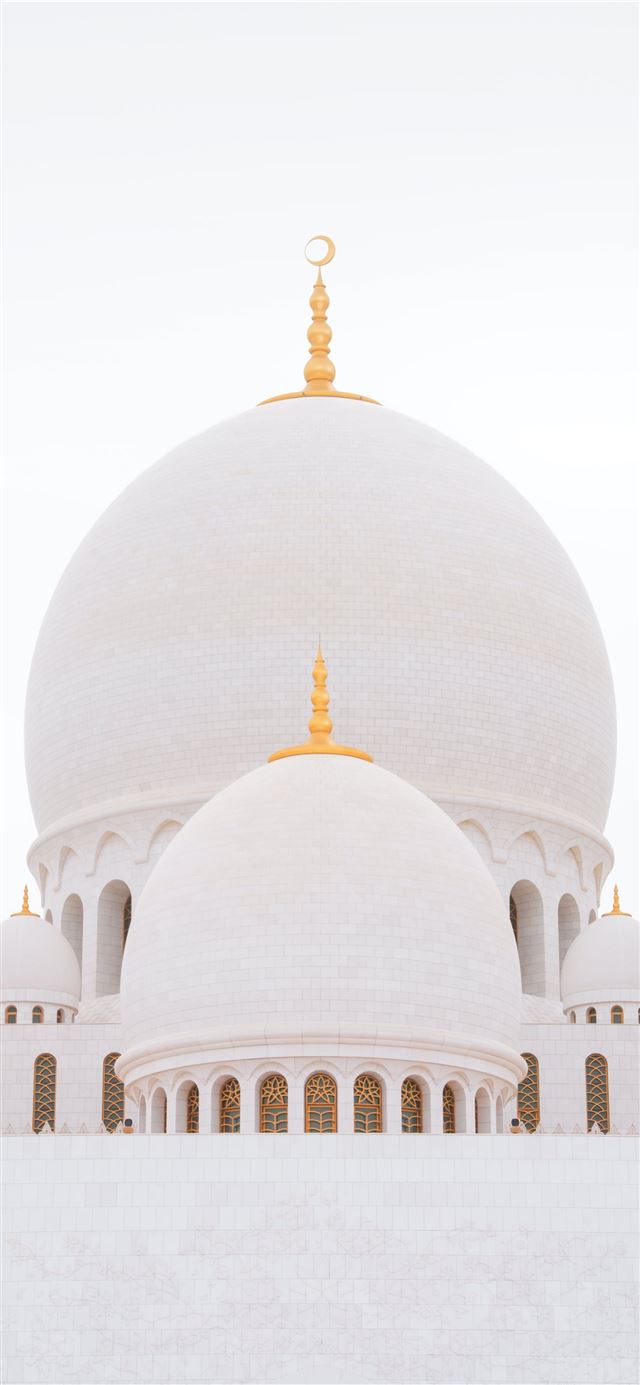 1284x2778 white mosque during daytime -  iPhone 11 Wallpaper