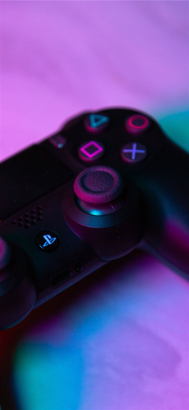 1284x2778 Sony PS4 DualShock controller -  iPhone 11 Wallpaper