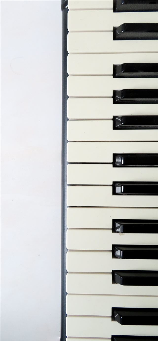 1284x2778 white and black piano keyboard -  iPhone 11 Wallpaper